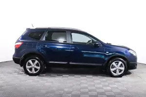 Nissan  17