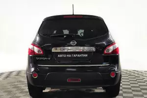 Nissan  18