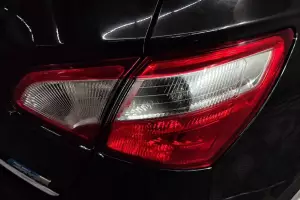 Nissan  14