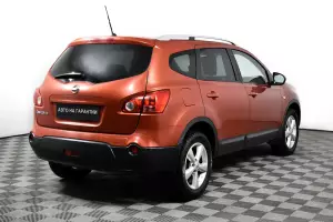 Nissan  4