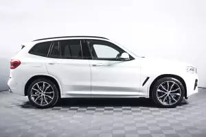 BMW  3