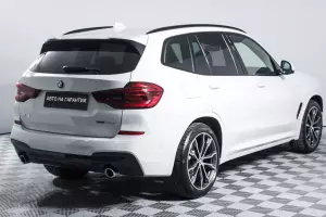 BMW  4