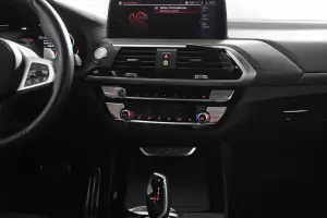 BMW  9