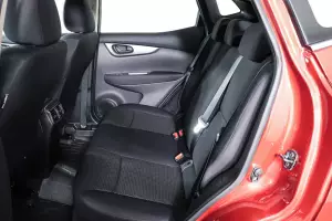 Nissan  14