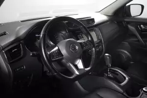 Nissan  10