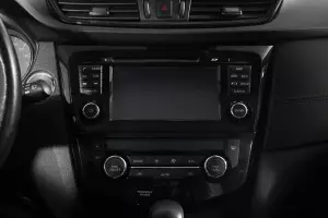 Nissan  9