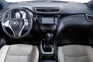 Nissan  10