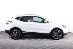 Nissan  3