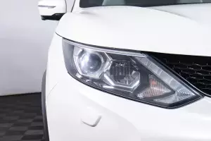 Nissan  8