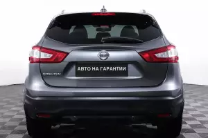 Nissan  5