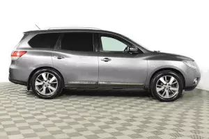 Nissan  20