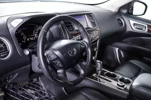 Nissan  7