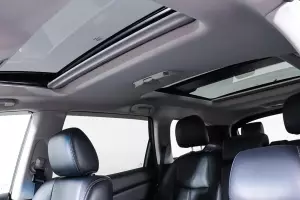Nissan  4