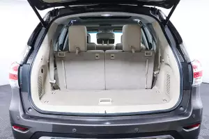 Nissan  15