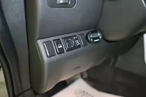 Nissan  18