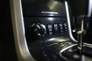 Nissan  17