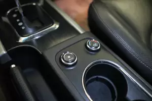 Nissan  11