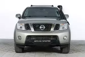 Nissan  28