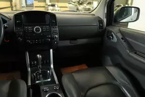 Nissan  6