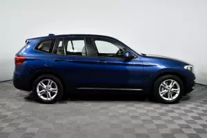 BMW  3