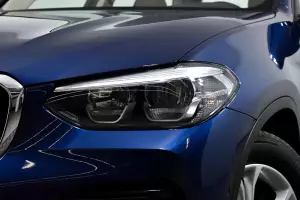 BMW  6
