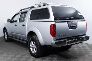 Nissan  2