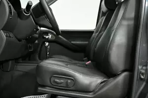 Nissan  10