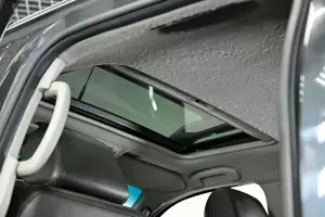 Nissan  5