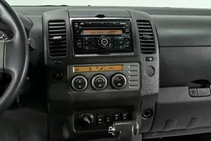 Nissan  8