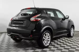 Nissan  4