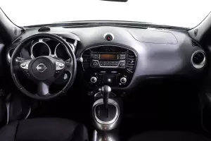 Nissan  9