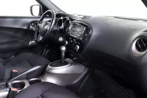 Nissan  8