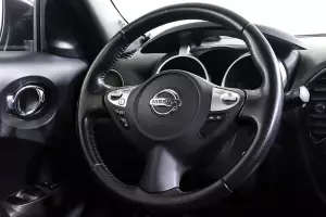 Nissan  5