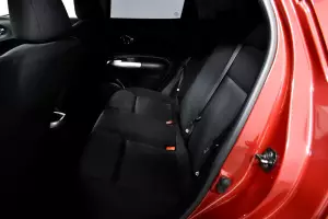 Nissan  10