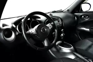Nissan  9