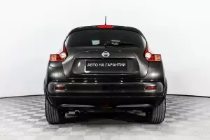 Nissan  5