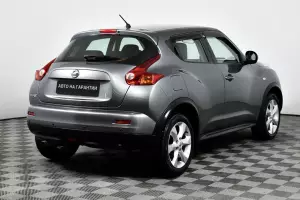 Nissan  4