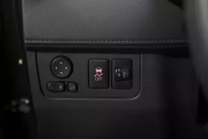 Mitsubishi  11