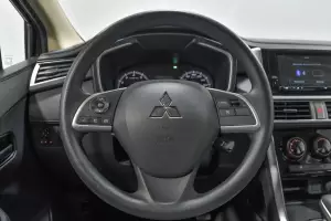 Mitsubishi  7