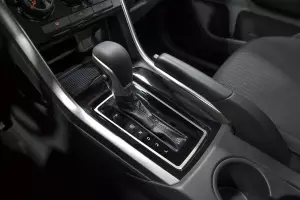 Mitsubishi  9