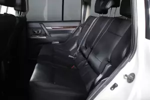 Mitsubishi  11