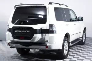 Mitsubishi  4