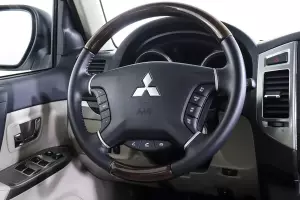 Mitsubishi  13