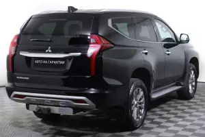 Mitsubishi  4