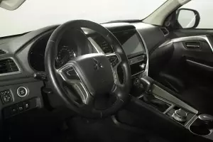 Mitsubishi  10