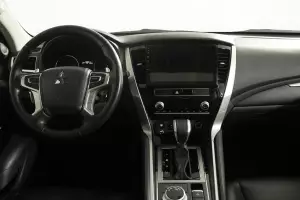 Mitsubishi  7