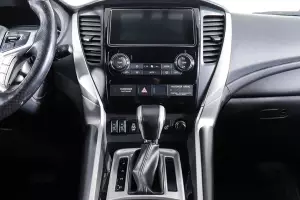 Mitsubishi  13