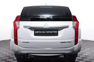 Mitsubishi  5