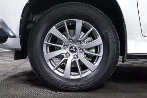 Mitsubishi  8