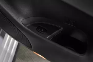 Mitsubishi  13